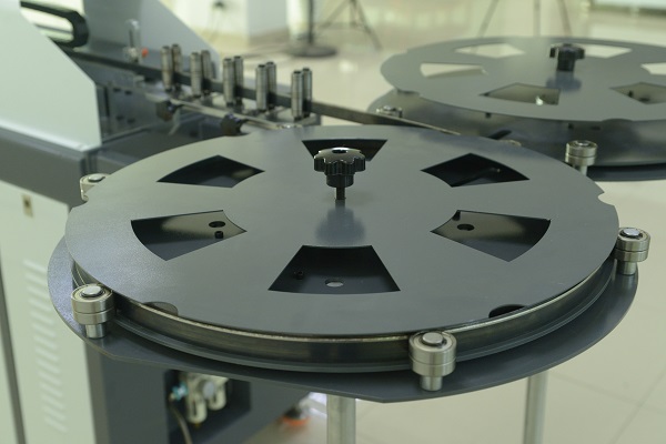 M&aacute;quina dobradeira autom&aacute;tica de l&acirc;mina para impress&atilde;o